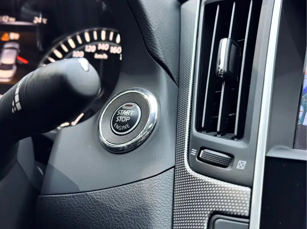 Infiniti Q50L 2018 2.0T Premium Edition National VI купить на сайте DeffCars
