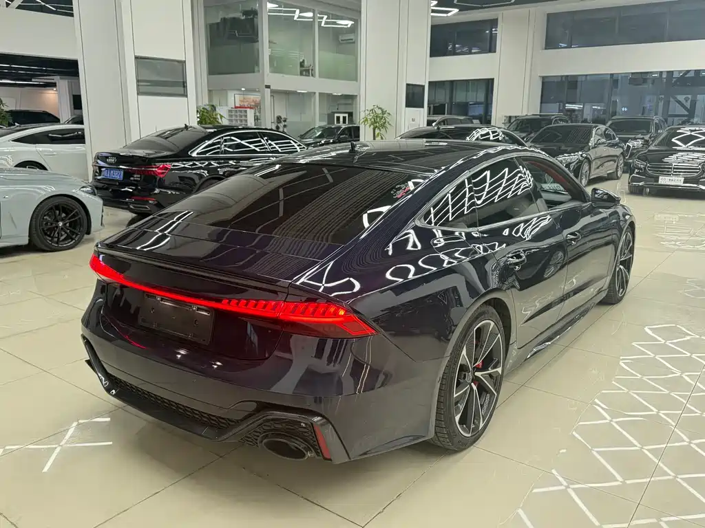 Audi A7 2020 45 TFSI Premium Selection купить на сайте DeffCars