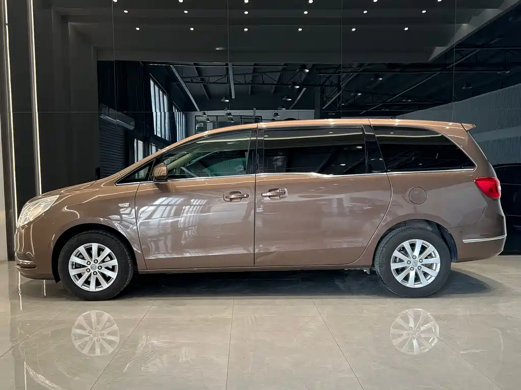 Buick GL8 2018 28T Comfort Type National VI купить на сайте DeffCars