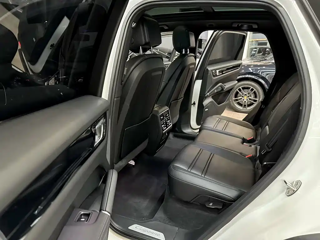 Cayenne 2023 3.0T купить на сайте DeffCars