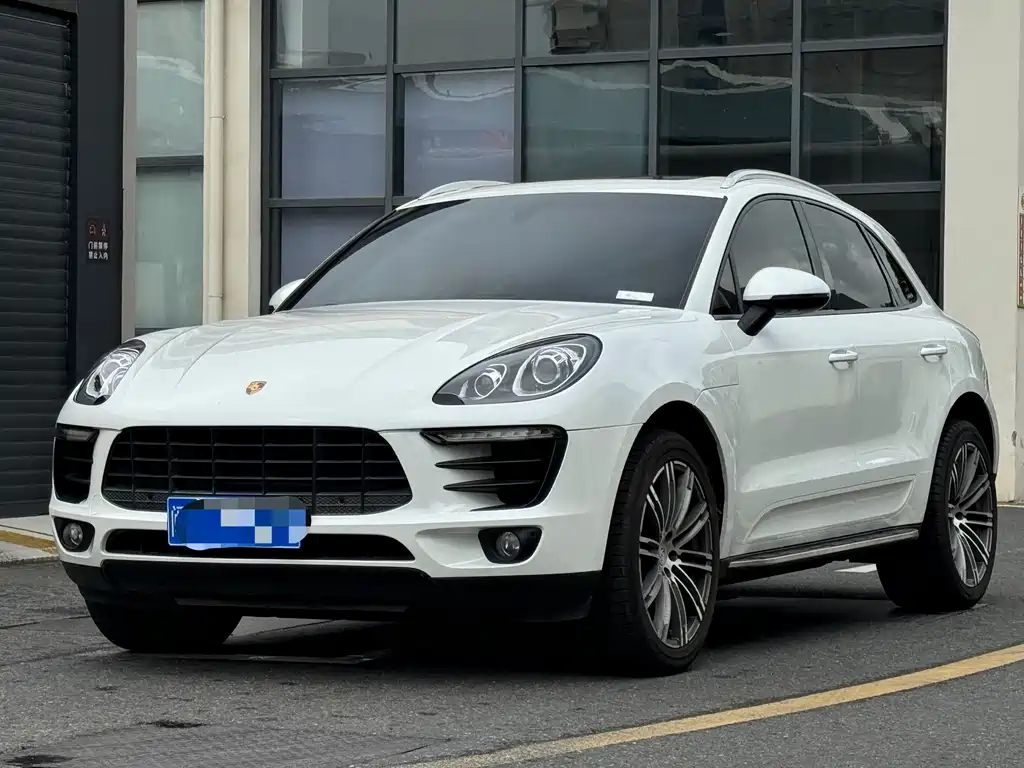 Macan 2014 Macan 2.0T купить на сайте DeffCars