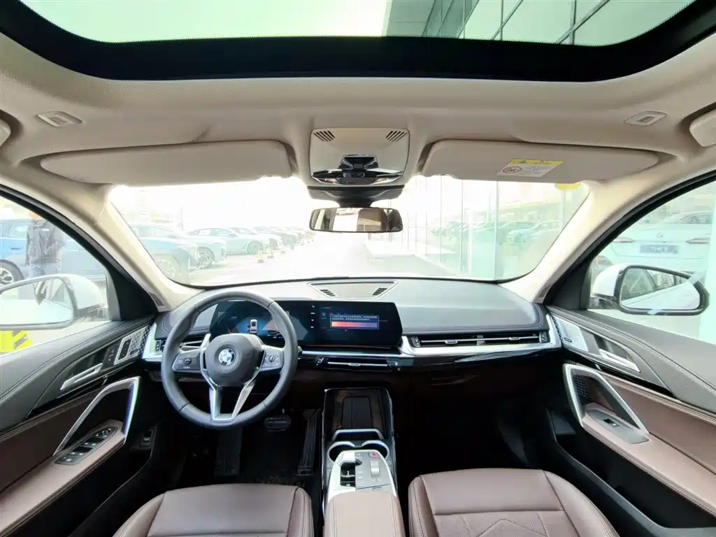 BMW X1 2025 sDrive25Li X Design Package купить на сайте DeffCars