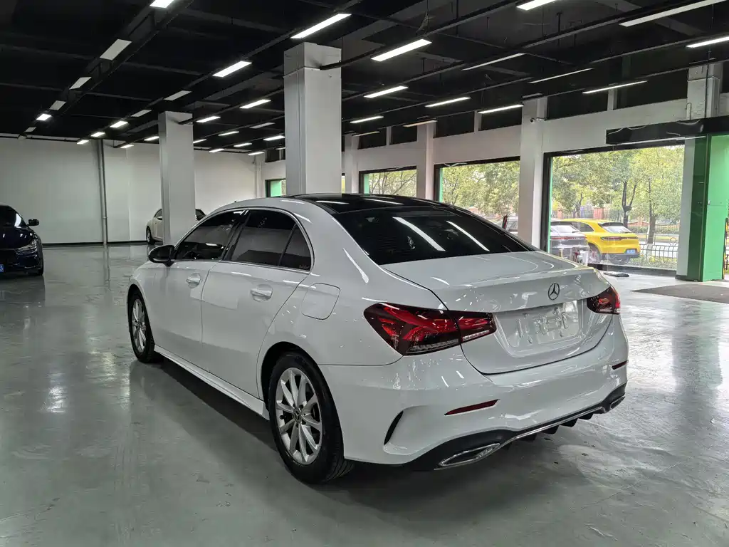 Mercedes-Benz A-Class 2021 A 200 L Sports Sedan Fashionable купить на сайте DeffCars