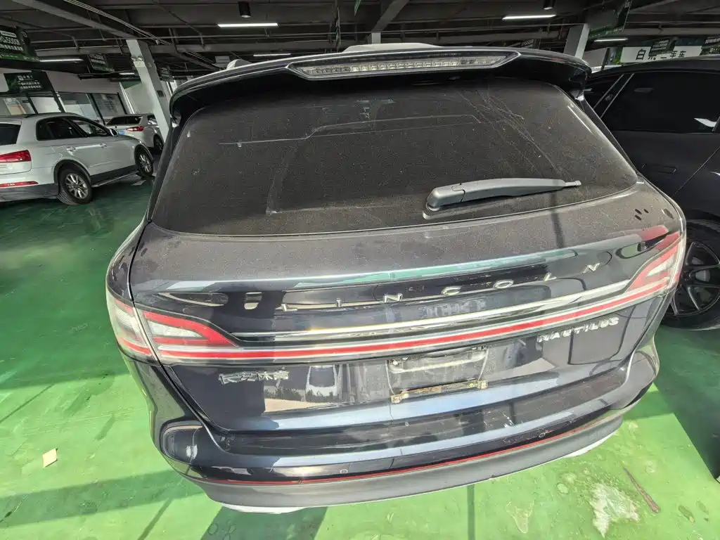 Voyager 2021 2.0T four-wheel drive elegant version купить на сайте DeffCars