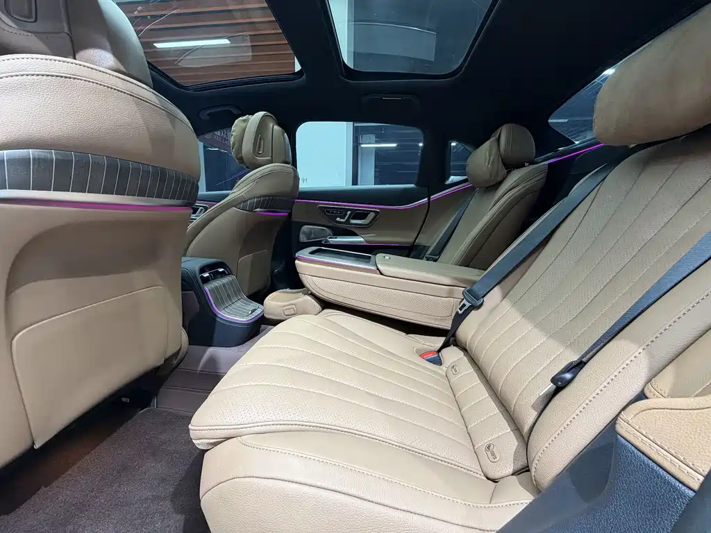 Mercedes-Benz E-Class 2025 E 300 L Luxury Model купить на сайте DeffCars