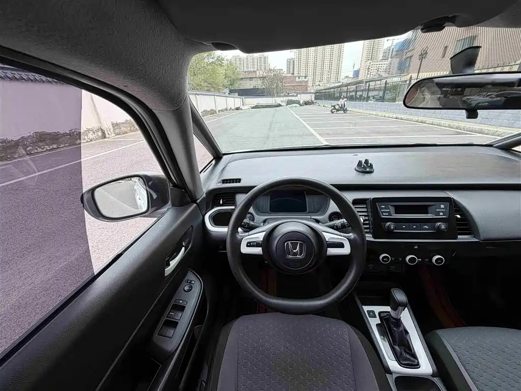 Fit 2021 1.5L CVT Trendy Edition купить на сайте DeffCars