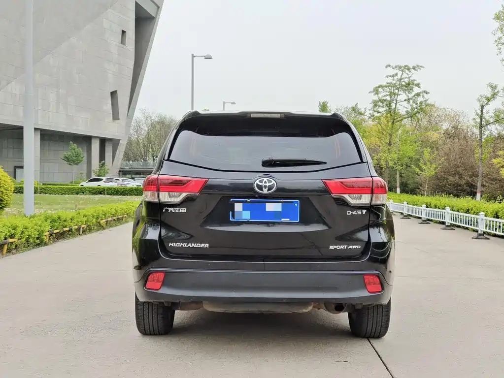 Highlander 2018 2.0T four-wheel drive luxury version, 7 seats, National VI купить на сайте DeffCars