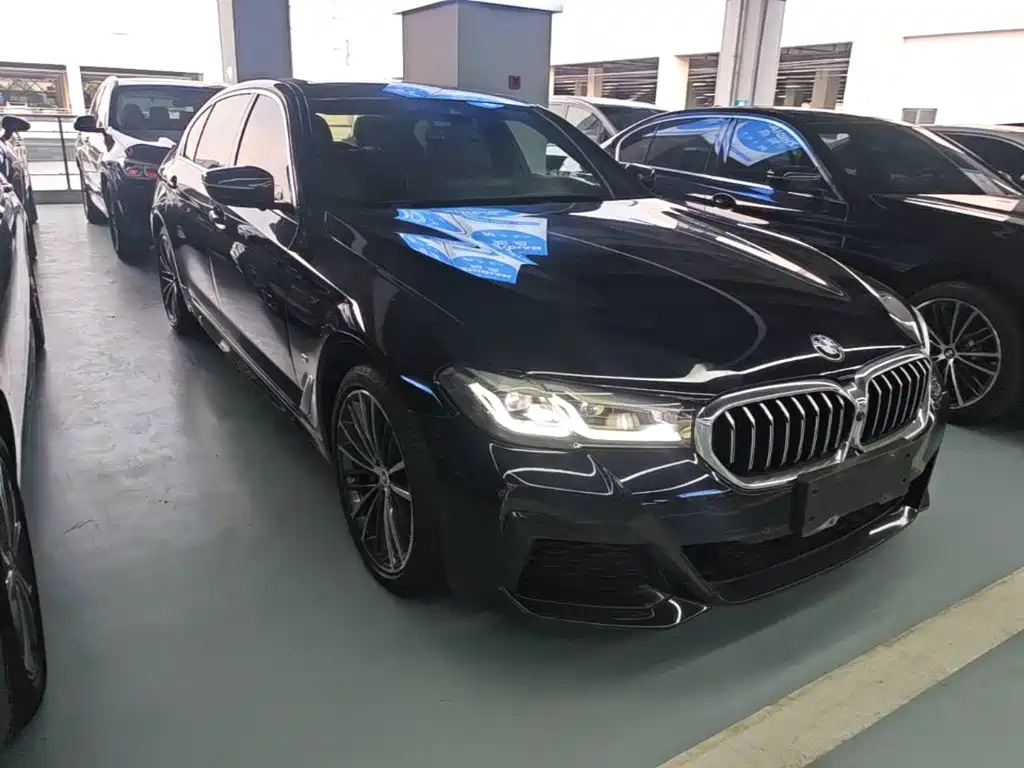 BMW 5 Series 2022 facelift 2 530Li leading M sports package купить на сайте DeffCars