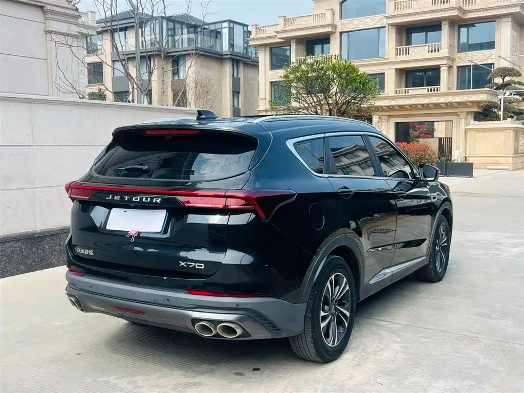 Jietu X70 PLUS 2021 model 1.6T DCT 7 seats купить на сайте DeffCars