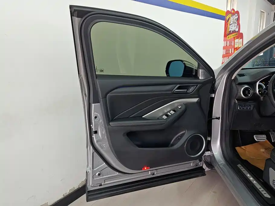 Wey VV6 2018 2.0T 2WD Ultra Deluxe Country V купить на сайте DeffCars