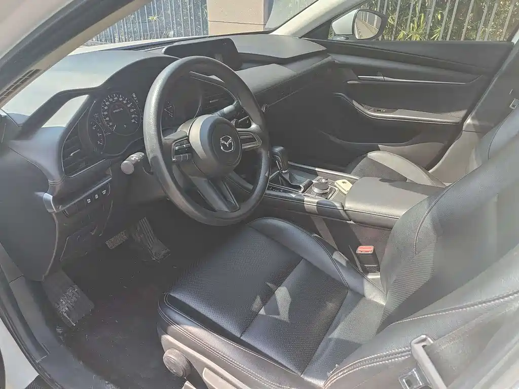 Mazda3 Angkesela 2020 1.5L automatic American version купить на сайте DeffCars