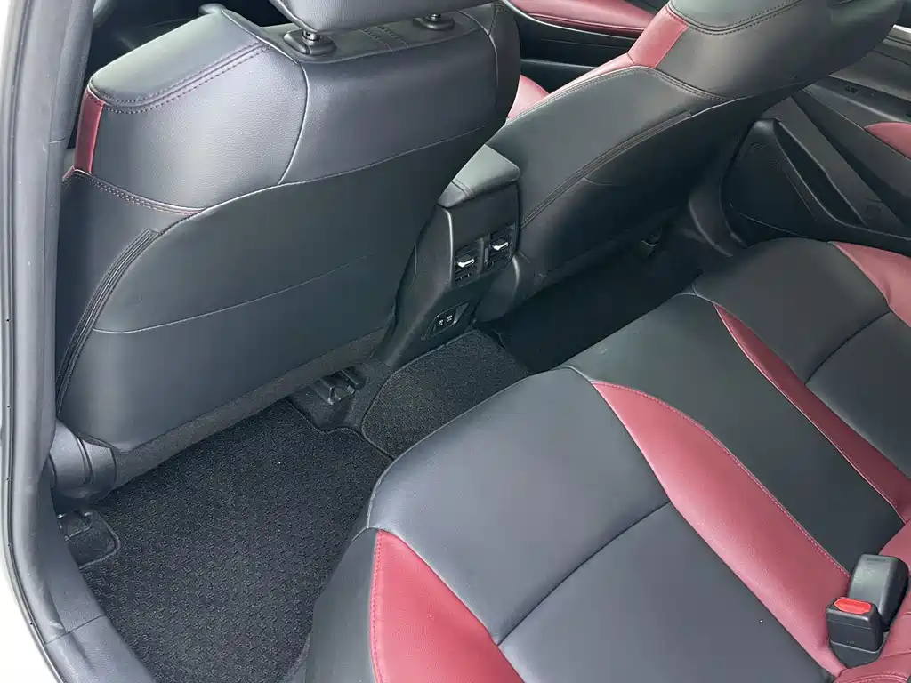Corolla 2021 TNGA 1.5L CVT GR SPORT sports version купить на сайте DeffCars