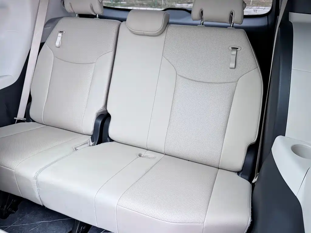 Grevia 2022 2.5L Hybrid Premium Edition купить на сайте DeffCars