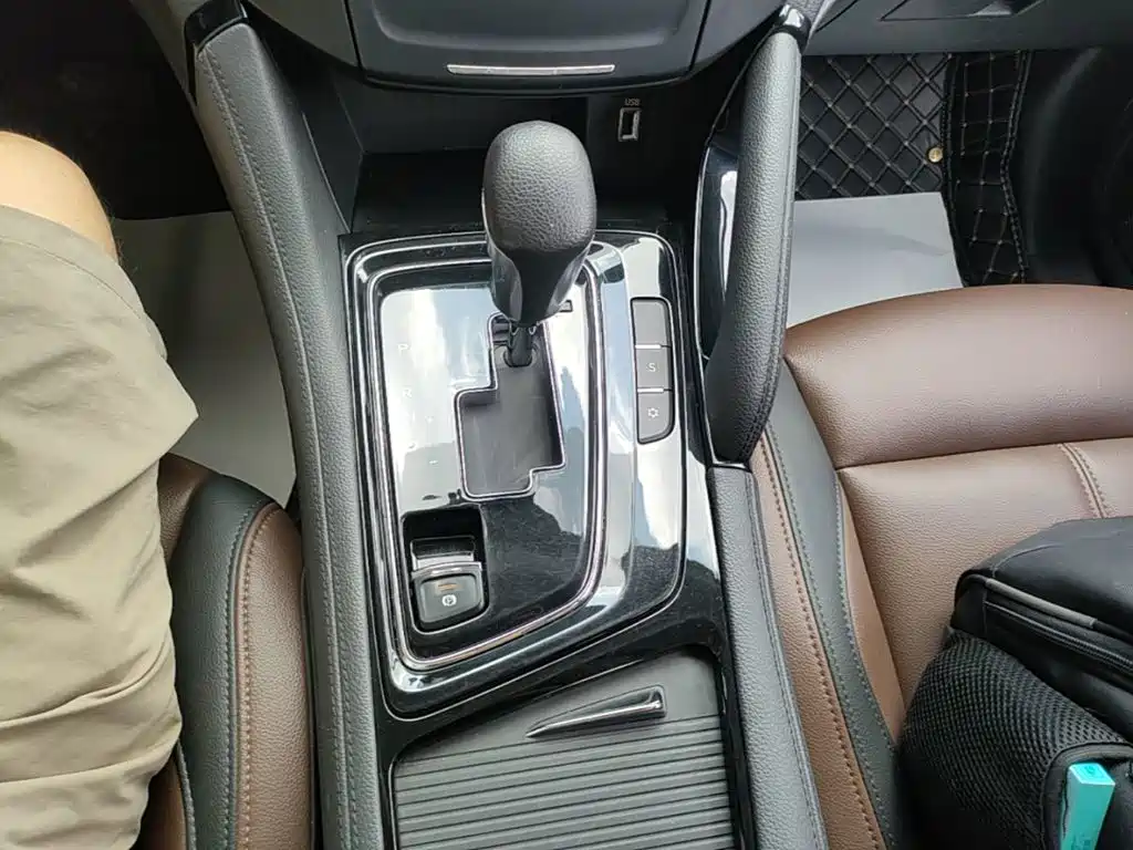 Dongfeng Fengshen AX7 2018 Classic 1.6T Automatic Luxury Model купить на сайте DeffCars