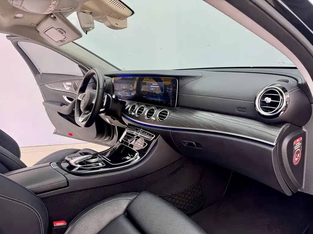 Mercedes-Benz E-Class 2016 E 200 L Sports купить на сайте DeffCars