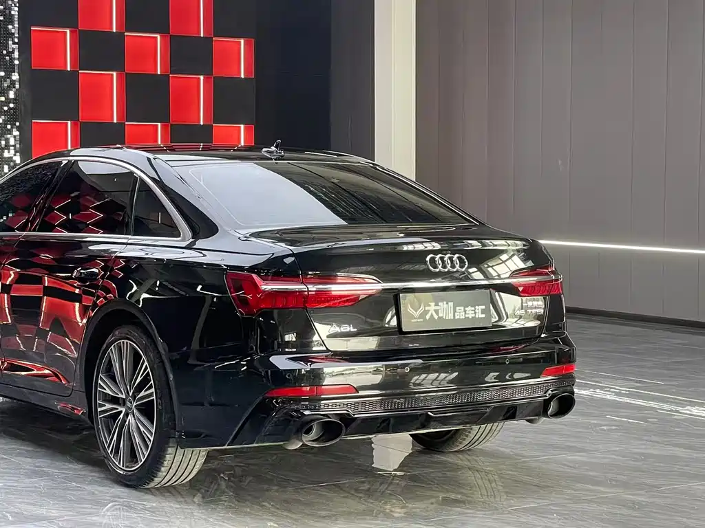 Audi A6L 2024 45 TFSI Premium Dynamic Model купить на сайте DeffCars