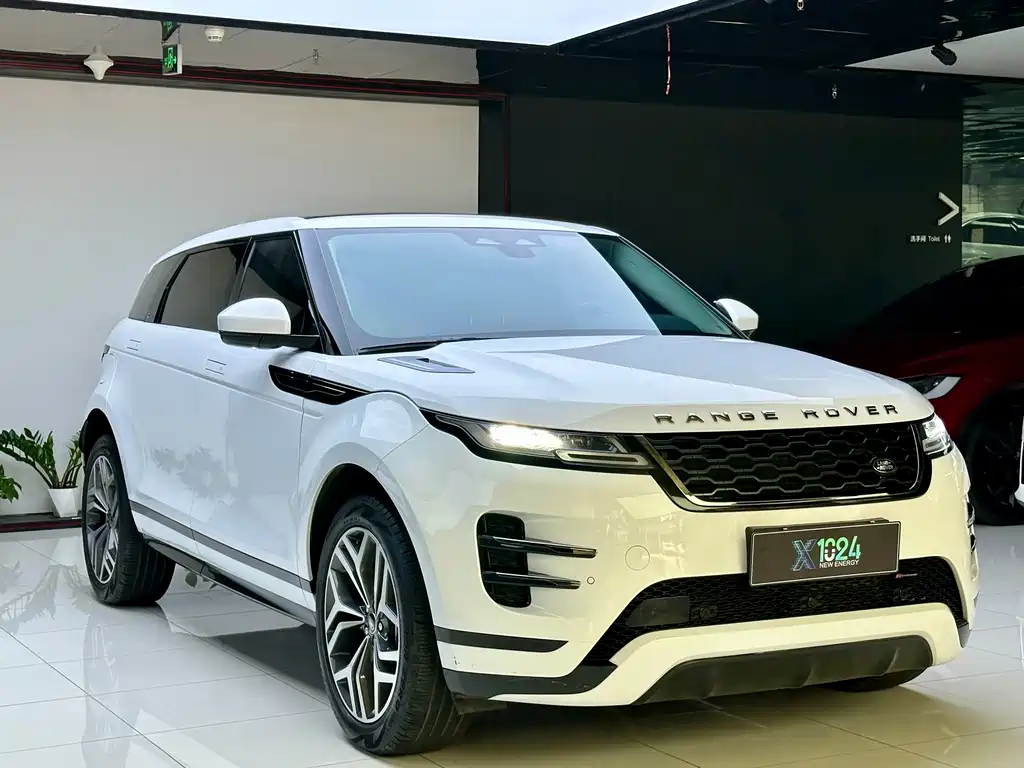 Range Rover Evoque New Energy 2023 Evoque L P300e plug-in electric hybrid version купить на сайте DeffCars