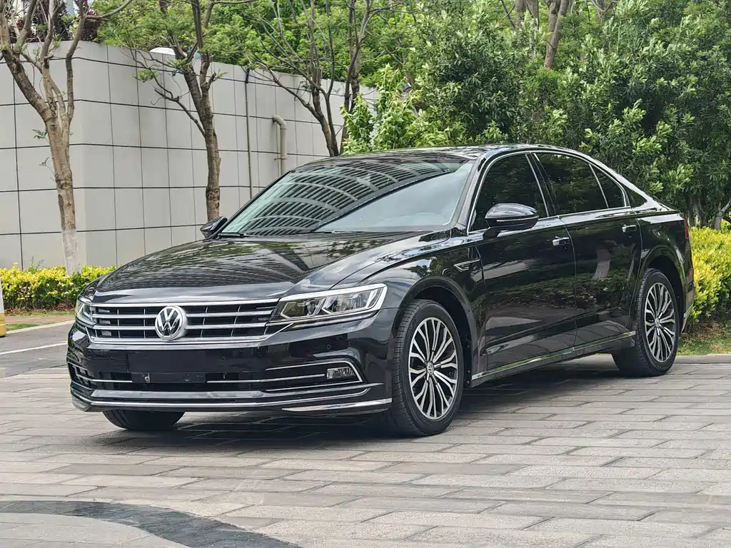Huiang 2018 facelift 380TSI two-wheel drive business version купить на сайте DeffCars