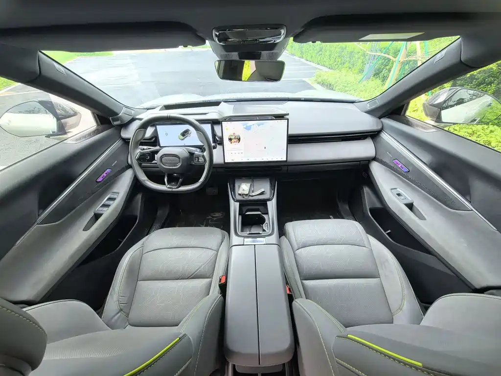 Lynk & Co 08 EM-P 2023 model 245km ultra-long battery life Halo купить на сайте DeffCars