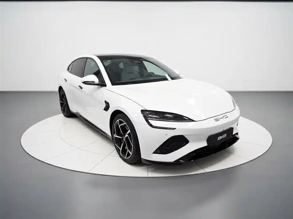 Seal 2022 700km long range rear-wheel drive version купить на сайте DeffCars
