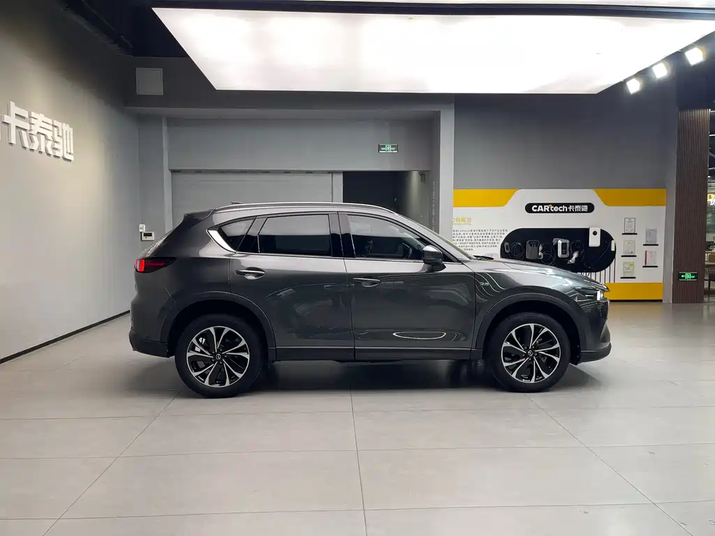 Mazda CX-5 2021 2.5L automatic four-wheel drive Black Knight купить на сайте DeffCars