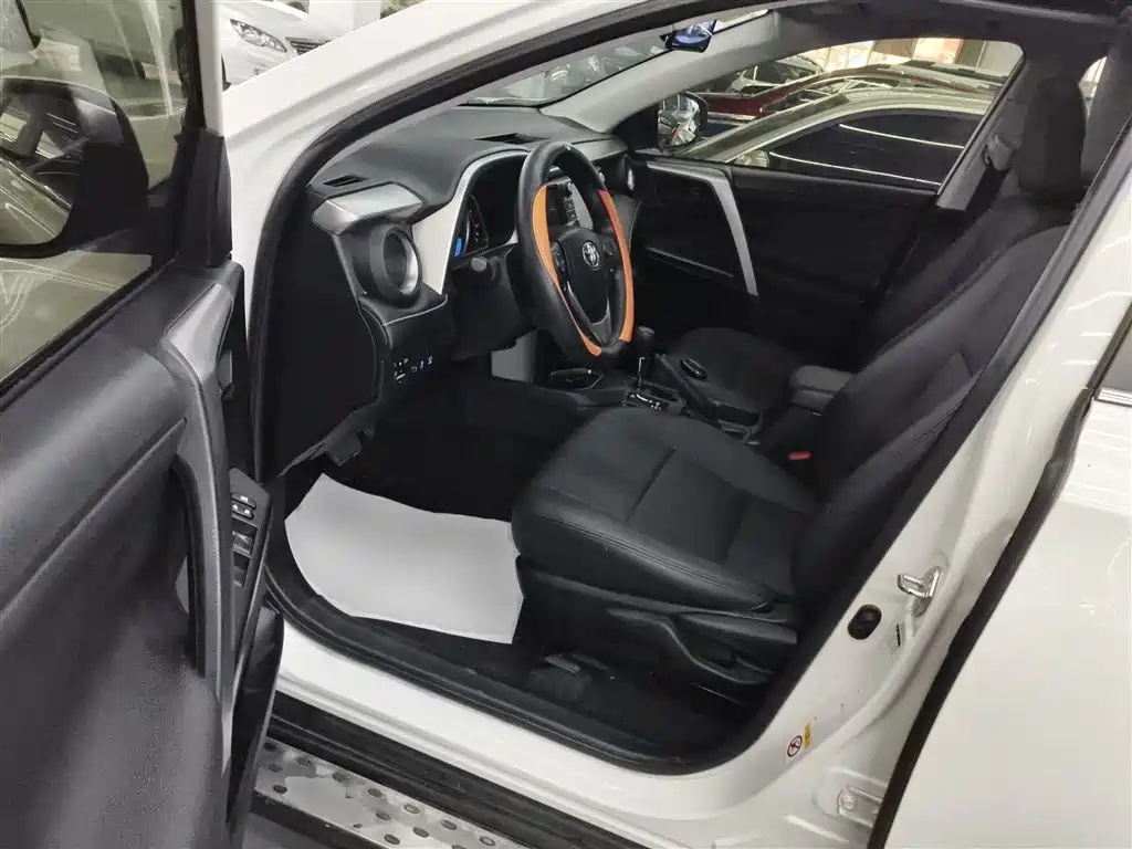 RAV4 Rongfang 2016 2.0L CVT two-wheel drive comfort version National V купить на сайте DeffCars