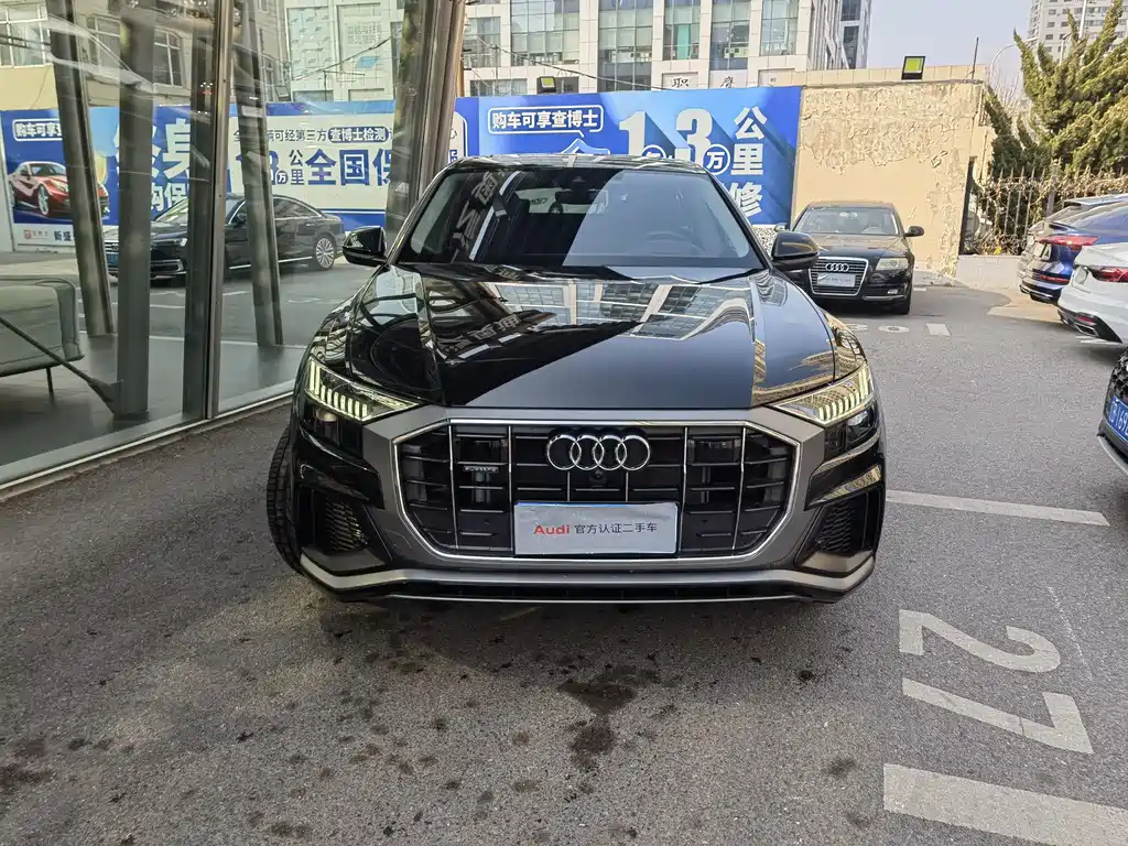 Audi Q8 2023 55 TFSI luxury and dynamic model купить на сайте DeffCars