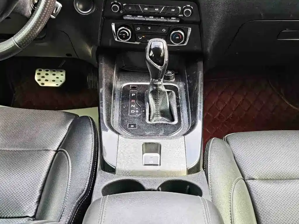 Fengguang S560 2018 1.8L CVT elite 7 seats купить на сайте DeffCars