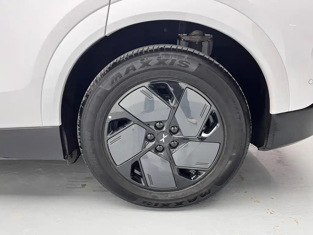 Xpeng G6 2025 model 625 long battery life Max flagship version купить на сайте DeffCars