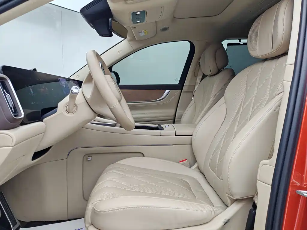 Wenjie M9 2024 extended range Ultra version 42kWh 6-seater version купить на сайте DeffCars