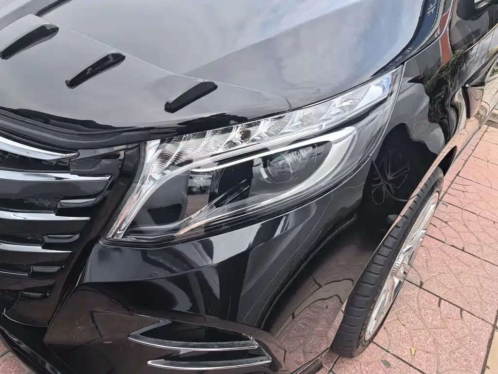 Vito 2023 2.0T Business Edition 7 seats купить на сайте DeffCars