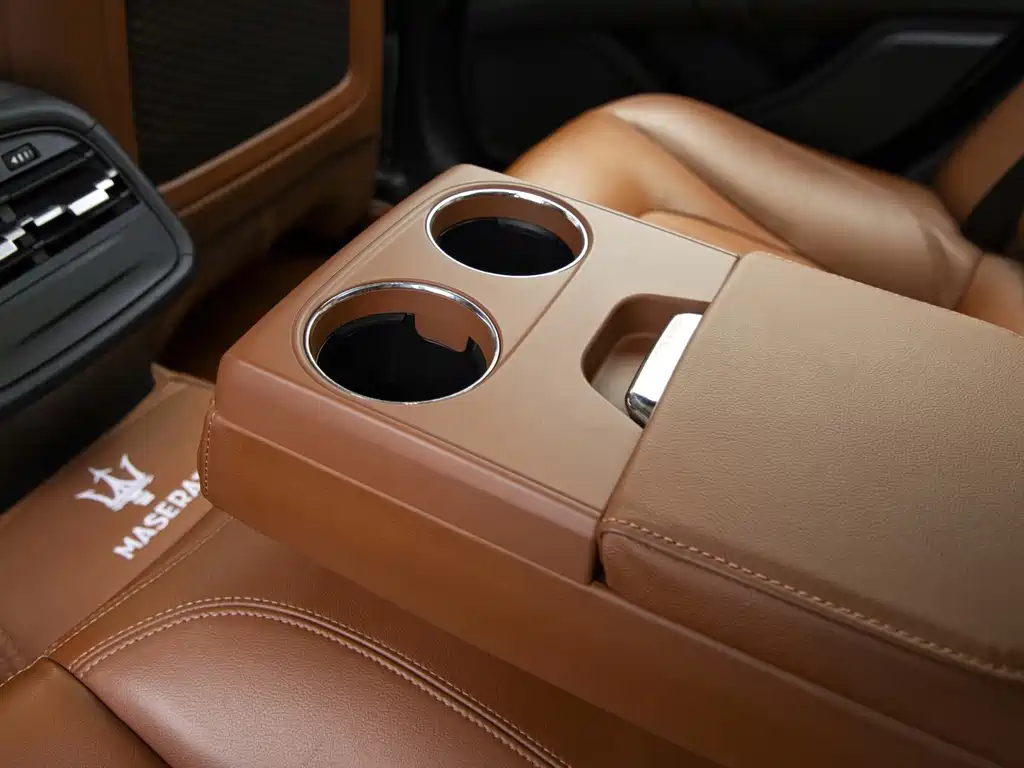 Ghibli 2017 3.0T Standard Edition купить на сайте DeffCars