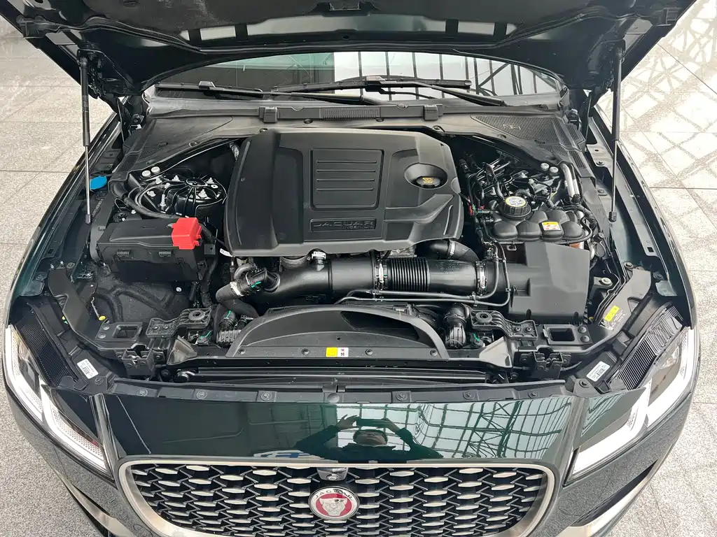 Jaguar XFL 2023 XFL 2.0T P200 2WD Elite Deluxe Edition купить на сайте DeffCars
