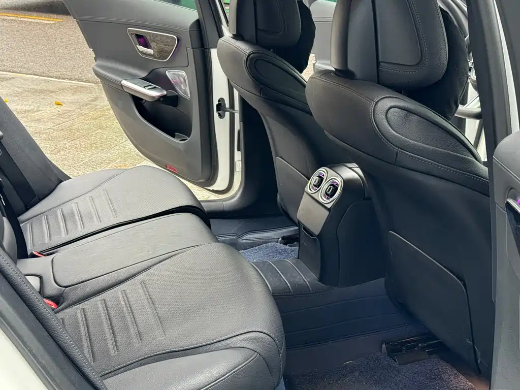 Mercedes-Benz C-Class 2023 facelift C 260 L sports version купить на сайте DeffCars