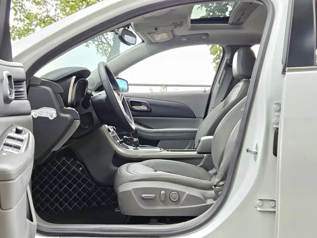 Malibu 2012 2.0L automatic luxury version купить на сайте DeffCars