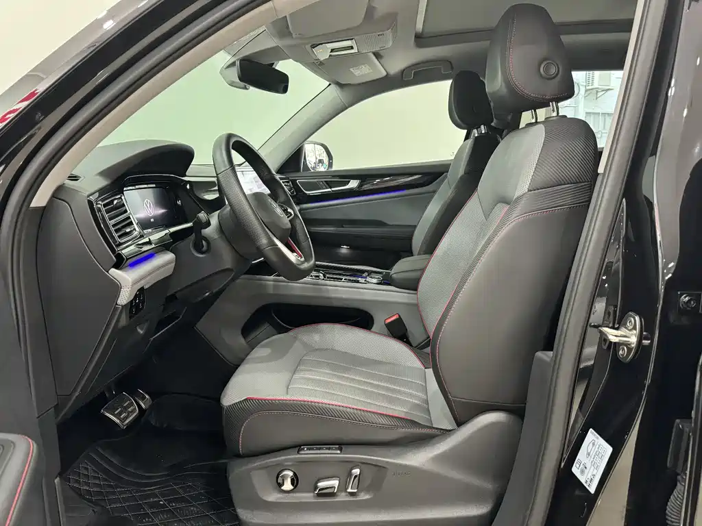 Touron 2023 Touron X 330TSI 2WD Premium Deluxe Edition купить на сайте DeffCars