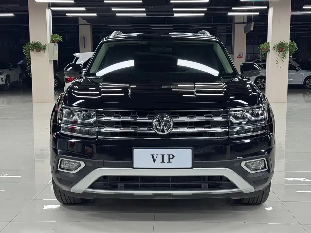 Touron 2020 380TSI four-wheel drive luxury version National VI купить на сайте DeffCars