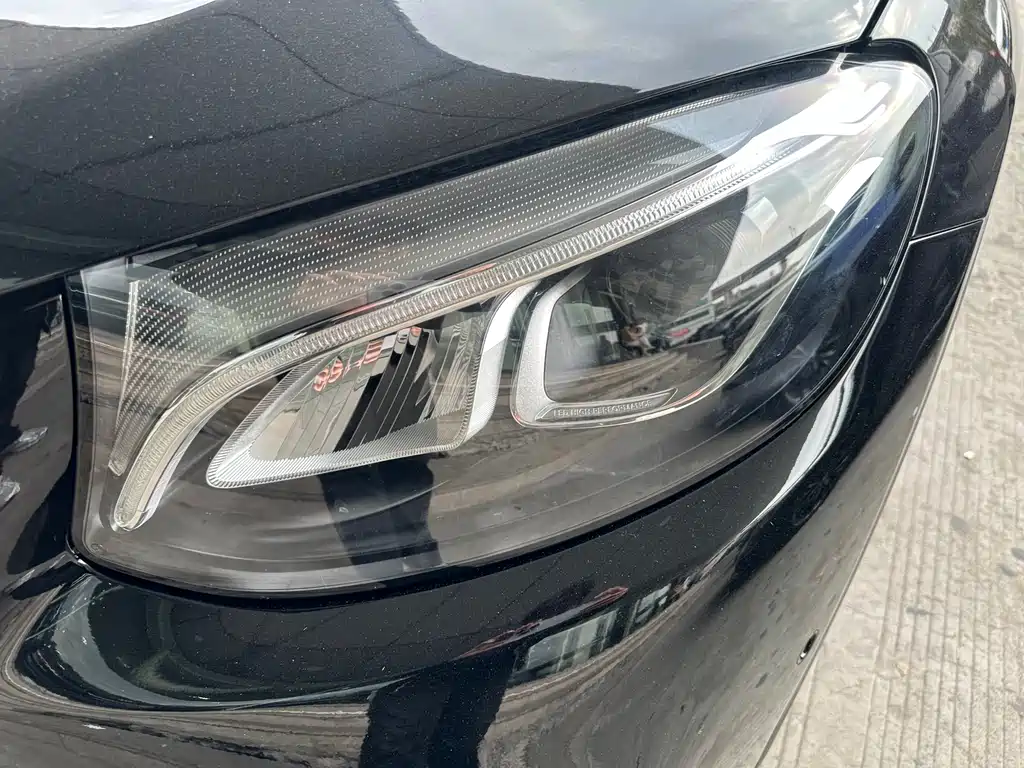 Mercedes-Benz GLC 2017 GLC 260 4MATIC luxury model купить на сайте DeffCars