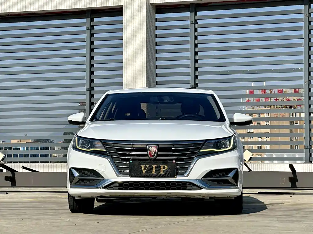 Roewe i6 Classic 2019 PLUS 1.6L CVT 4G Internet flagship version купить на сайте DeffCars