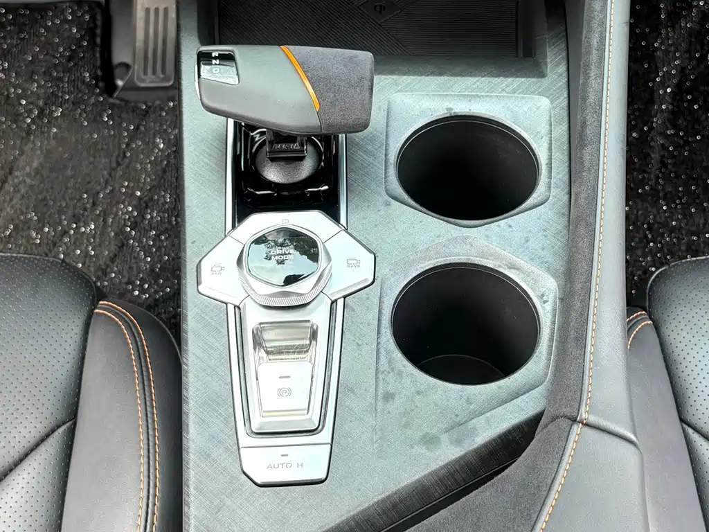 Changan UNI-V 2022 1.5T sports version купить на сайте DeffCars