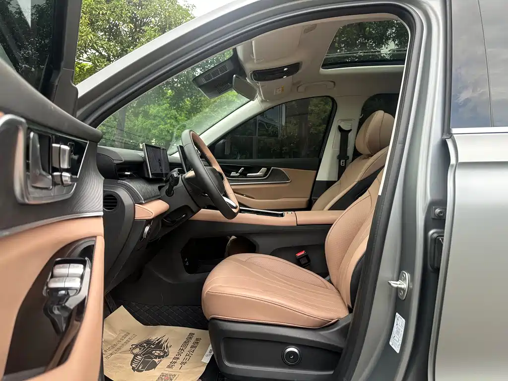 Tiggo 8L 2024 2.0T two-wheel drive premium version 5 seats купить на сайте DeffCars