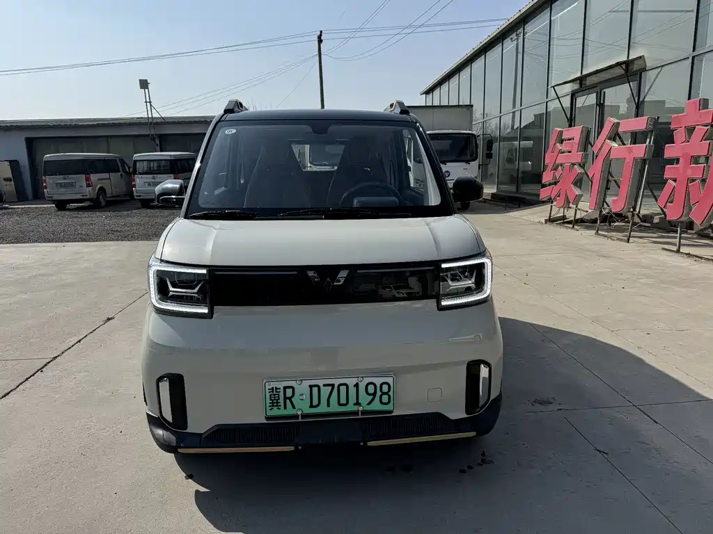 Hongguang MINIEV 2022 GAMEBOY 200km fun model lithium iron phosphate купить на сайте DeffCars