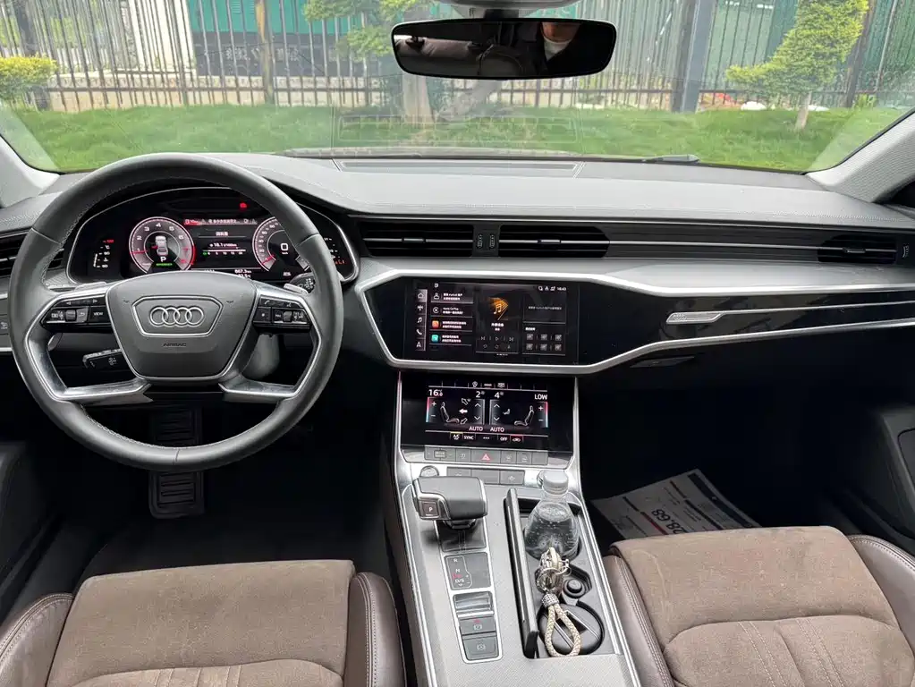 Audi A7L 2022 45 TFSI S-line Dream-Building Crystal Package купить на сайте DeffCars