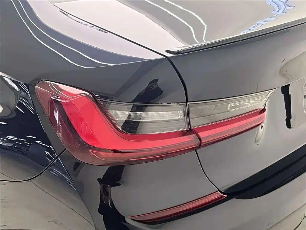 BMW 3 Series 2022 325i M Sports Night Package купить на сайте DeffCars