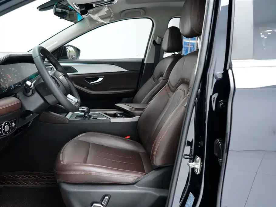 Jietu X90 PLUS 2023 model 1.6TD DCT villa 7 seats купить на сайте DeffCars