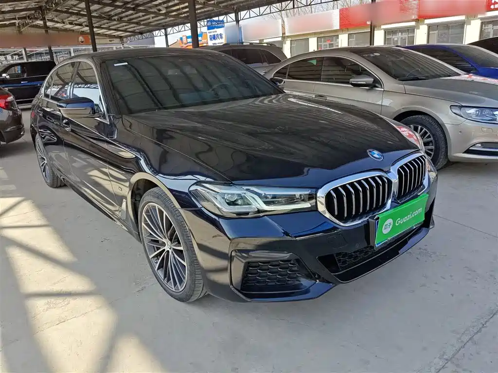 BMW 5 Series 2023 530Li Leading M Sports Package купить на сайте DeffCars