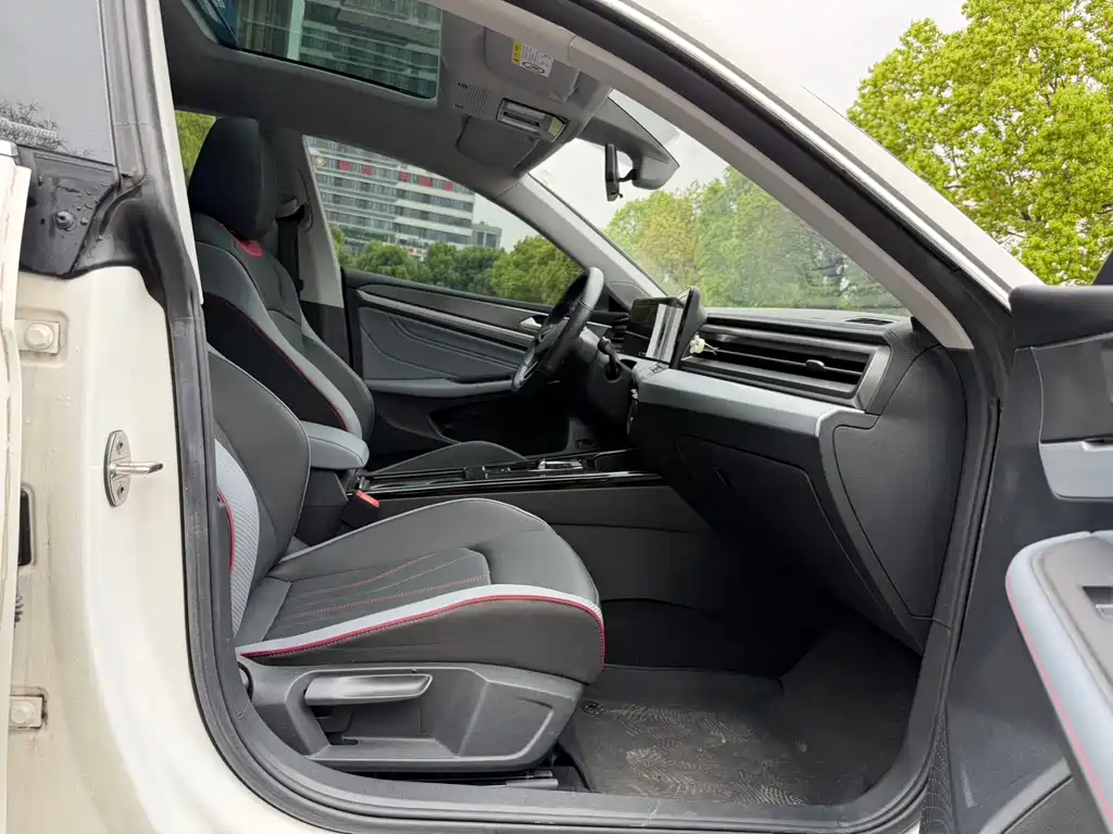Lingdu 2022 Lingdu L 280TSI DSG Hot Edition купить на сайте DeffCars