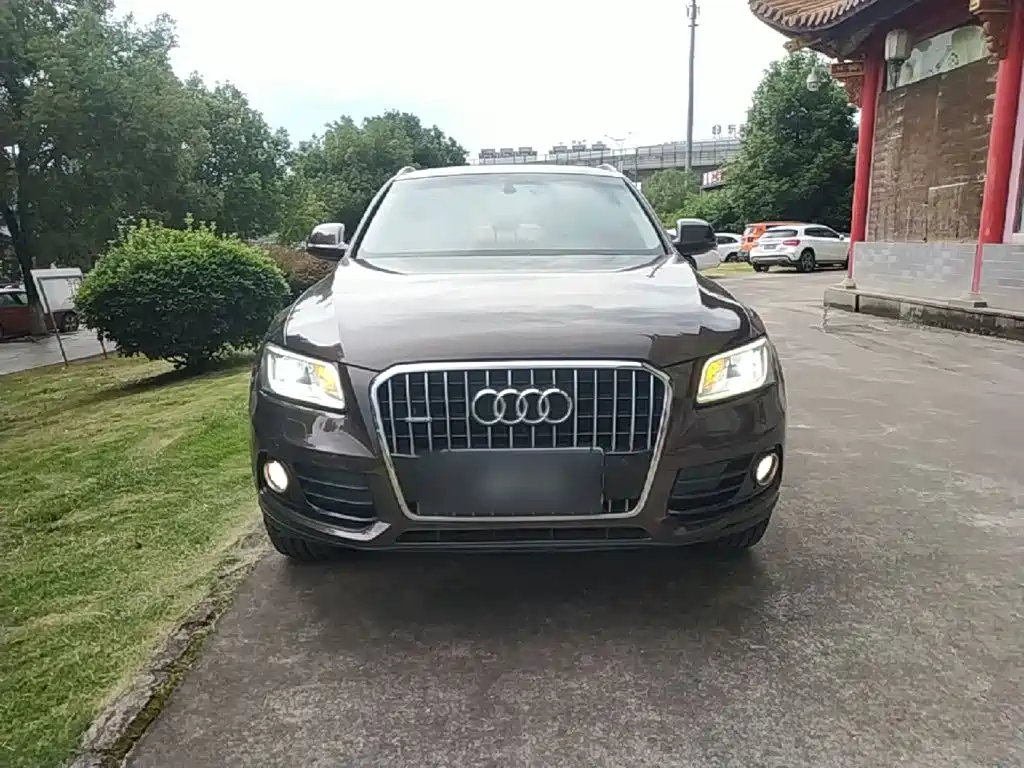 Audi Q5 2015 40 TFSI technology купить на сайте DeffCars