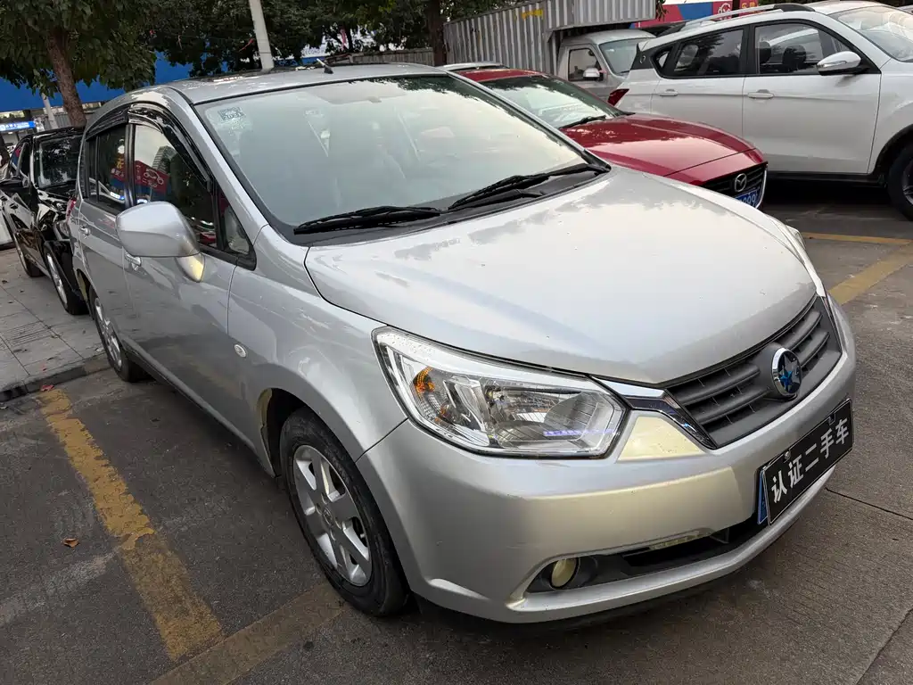 Venucia R50 2013 1.6L Manual Deluxe Edition купить на сайте DeffCars