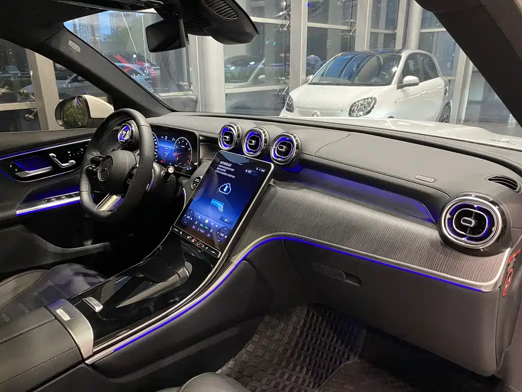 Mercedes-Benz GLC 2024 GLC 260 L 4MATIC luxury model 5 seats купить на сайте DeffCars